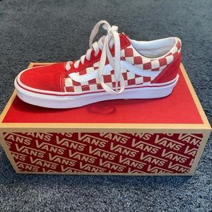 Red checkers old skool Vans
